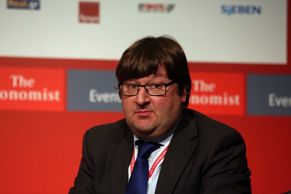 ESM: Η ελάφρυνση του χρέους δεν είναι προτεραιότητα - Προχωρήστε τις μεταρρυθμίσεις