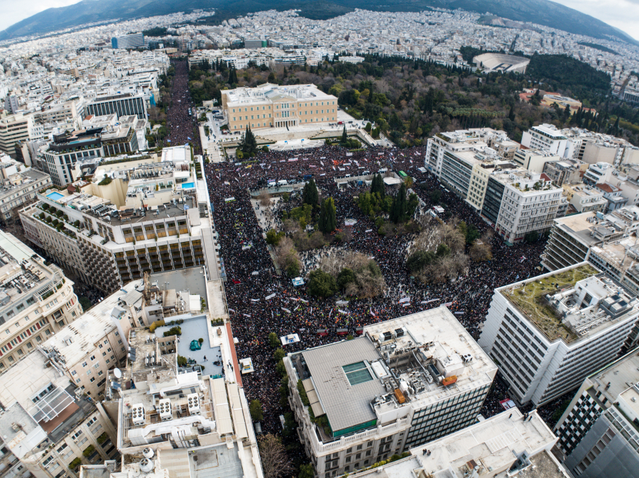 Investors Unfazed by Tempi Protests: Greece’s Markets Brush Off Political Uncertainty