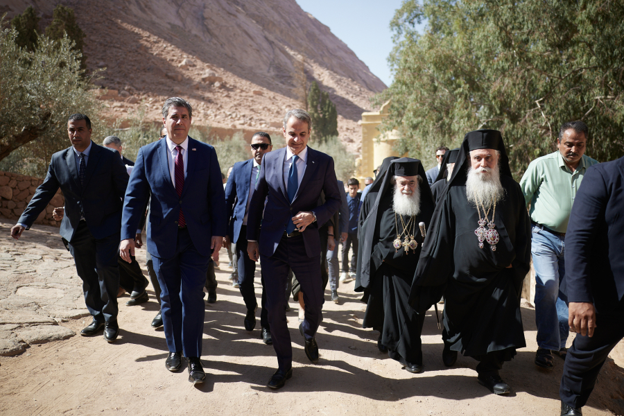 Στην τελετή ενθρόνισης του νέου Αρχιεπισκόπου Σινά ο Κυριάκος Μητσοτάκης (Εικόνες)