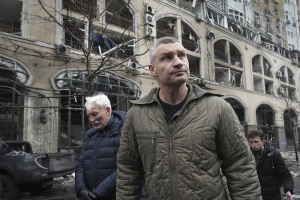 Ουκρανία: Βαριά ρωσικά πλήγματα στις ενεργειακές υποδομές - Πάνω από 600.000 κάτοικοι εγκατέλειψαν το Κίεβο