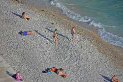 Εως και 34 βαθμούς θα φτάσει αύριο η θερμοκρασία καταιγίδες στην βόρεια Ελλάδα