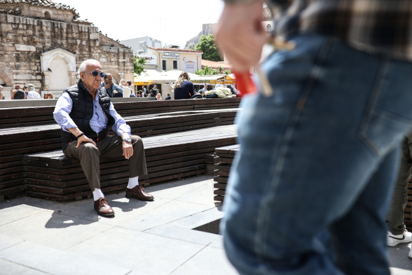 Συνταξιούχοι δύο ταχυτήτων με κυβερνητική σφραγίδα: Φόρος 15% για τους «προνομιούχους» των διεθνών οργανισμών