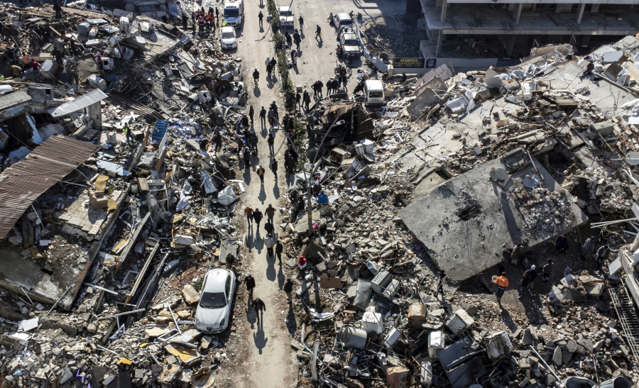 Σεισμός Τουρκία: Τραγικό θάνατο βρήκαν ο ανταποκριτής Μπουράκ Μιλί, η σύζυγός του και η 5 μηνών κόρη τους