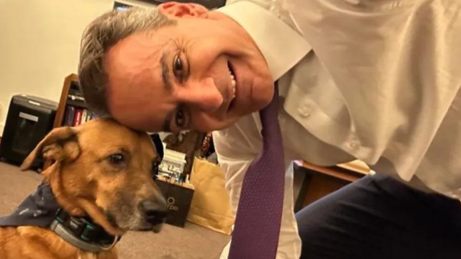 Ο Πίνατ γύρισε στο Μαξίμου