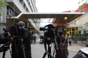 Νέο ιατρικό ανακοινωθέν για τον Γιώργο Μυλωνάκη: «Διασωληνωμένος και σε σταθερή κατάσταση»