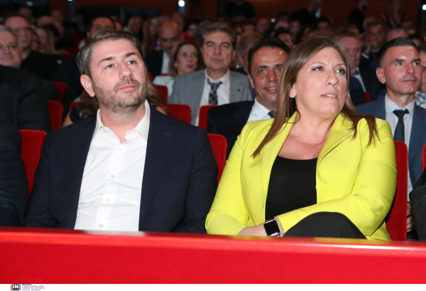 Φλερτ Ζωής και Ανδρουλάκη;