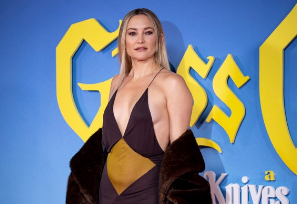 H Kate Hudson στο Λονδίνο σίγουρα δεν πέρασε απαρατήρητη