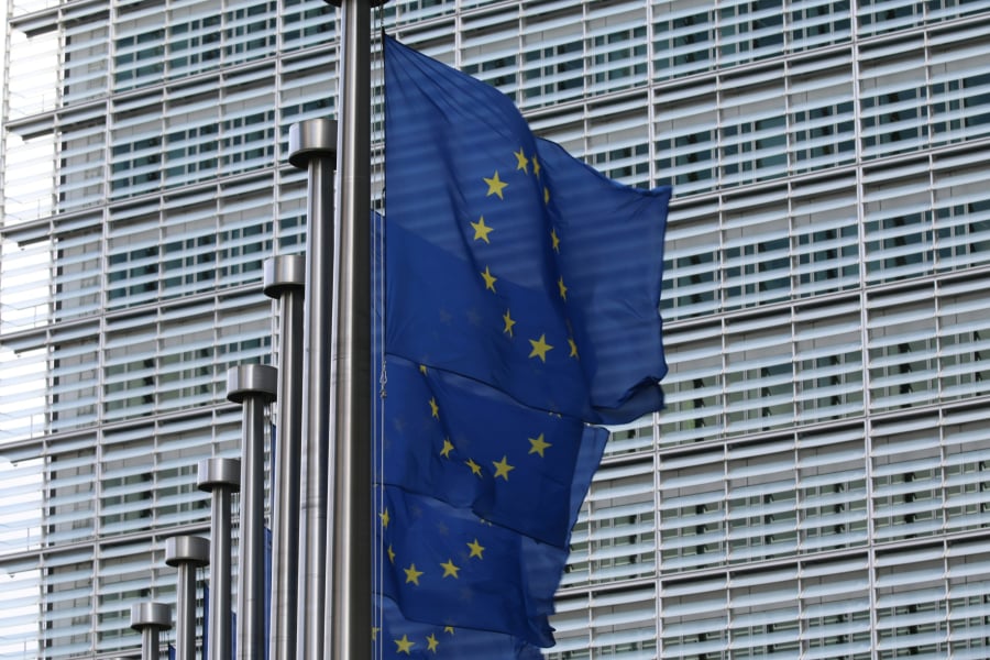 Σήμα κινδύνου από την ΕΚΤ για τις επιπτώσεις των γεωπολιτικών αναταράξεων