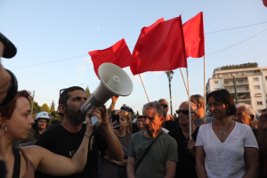 Προσφυγικά: Τέλος η απεργία πείνας του Αριστοτέλη Χαντζή και της Suzon Doppagne