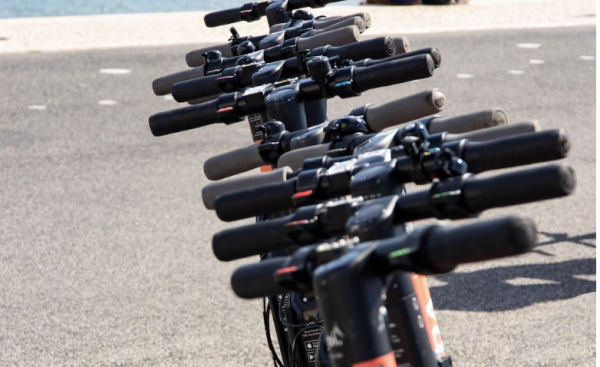 Λάρισα: Ποια είναι η κατάσταση του 18χρονου μετά από σοβαρό ατύχημα με πατίνι