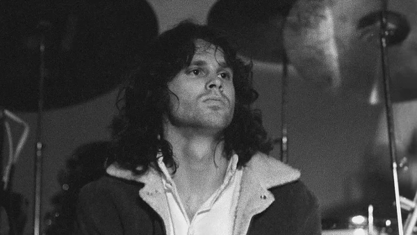 Nέο ντοκιμαντέρ ισχυρίζεται ότι o Τζιμ Μόρισον μπορεί να είναι ζωντανός