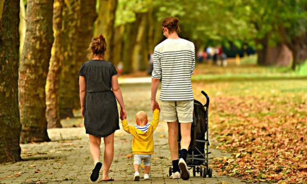 ΟΠΕΚΑ: Πότε θα γίνει η πληρωμή για την 5η δόση στο επίδομα παιδιού