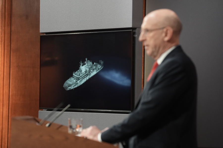 Βρετανός υπ. Άμυνας: «Ρωσικό κατασκοπευτικό πλοίο σε βρετανικά ύδατα - Πούτιν, είμαστε έτοιμοι»