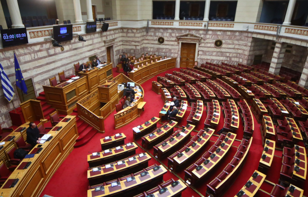 Τι λεφτά πήραν τα κόμματα το 2025