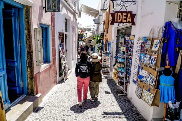 Οι Τούρκοι τουρίστες γέμισαν τη Λέσβο: Πληρότητα καταλυμάτων 98%