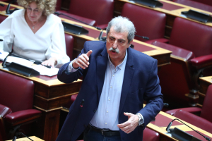 Κόντρα για τον λιγνίτη στη Βουλή: «Θα πας για προδοσία», είπε ο Πολάκης στον Τσάφο - «Πήγατε τη χώρα αιώνες πίσω», απάντησε ο Παπασταύρου