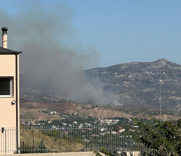 Φωτιά τώρα στην Δροσοπηγή Αττικής - Ήχησε το 112