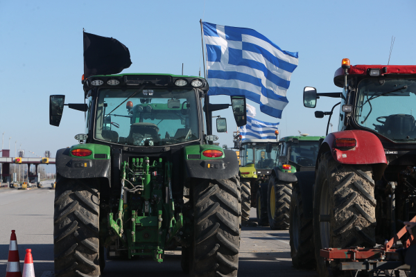 Πρωτοχρονιά στα μπλόκα αποφάσισαν οι αγρότες - Όλες οι εξελίξεις