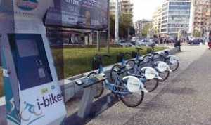 Δήμος Γλυφάδας: Εγκαινιάστηκε το σύστημα κοινόχρηστων ποδηλάτων