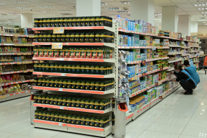 Η κρίση στη Μέση Ανατολή πιέζει τα ελληνικά νοικοκυριά - Φόβοι για νέες ανατιμήσεις στα τρόφιμα