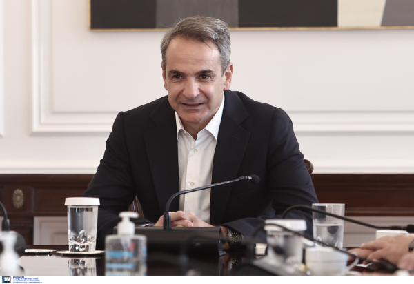 Κυβέρνηση: Περιμένοντας τα θετικά νέα για την ανάκτηση της επενδυτικής βαθμίδας