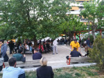 Γεμάτη ξανά η πλατεία Βαρνάβα στο Παγκράτι - Ποιοι έκαναν το νέο κάλεσμα (pics)