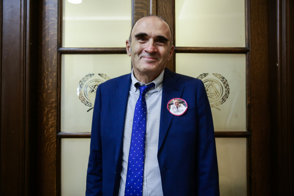 Independent Andreas Koutsolampros Elected President of Athens Bar Association, Defeating Government-Supported Rival