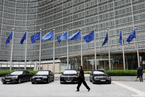 Διπλή κερκόπορτα για τη συμμετοχή της Τουρκίας στην ευρωπαϊκή άμυνα – Η θεσμική παράκαμψη και η πολιτική αδράνεια