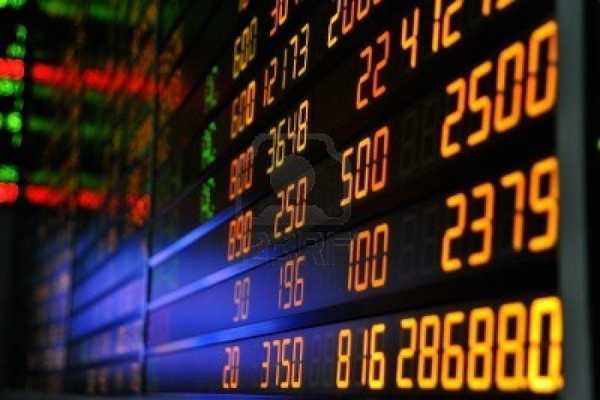 Bloomberg: Μεγάλη πτώση στην τιμή του πετρελαίου τον Νοέμβριο