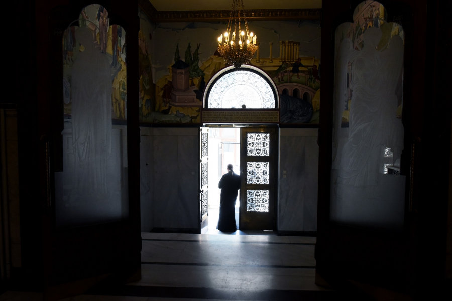 Έρευνα της Αρχιεπισκοπής για το ναό στο Λυκαβηττό με τα «θαύματα» (βίντεο)