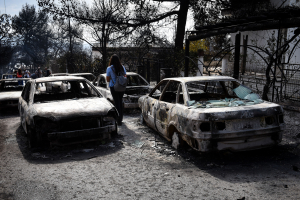 Δίκη για το Μάτι: Αύριο σε απολογία ο Ψινάκης - Τι κατέθεσε ο τότε γ.γ Πολιτικής Προστασίας