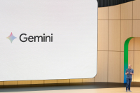 Εκδότες μηνύουν τη Google: Το Gemini «εκπαιδεύτηκε» πάνω σε εκατομμύρια βιβλία, χωρίς άδεια ή αμοιβή