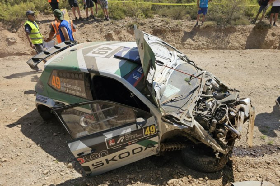 ΕΚΟ Ράλλυ Ακρόπολις 2025: Τρομακτικό ατύχημα για τον ηθοποιό Γιώργο Αμούτζα - Δείτε το Βίντεο