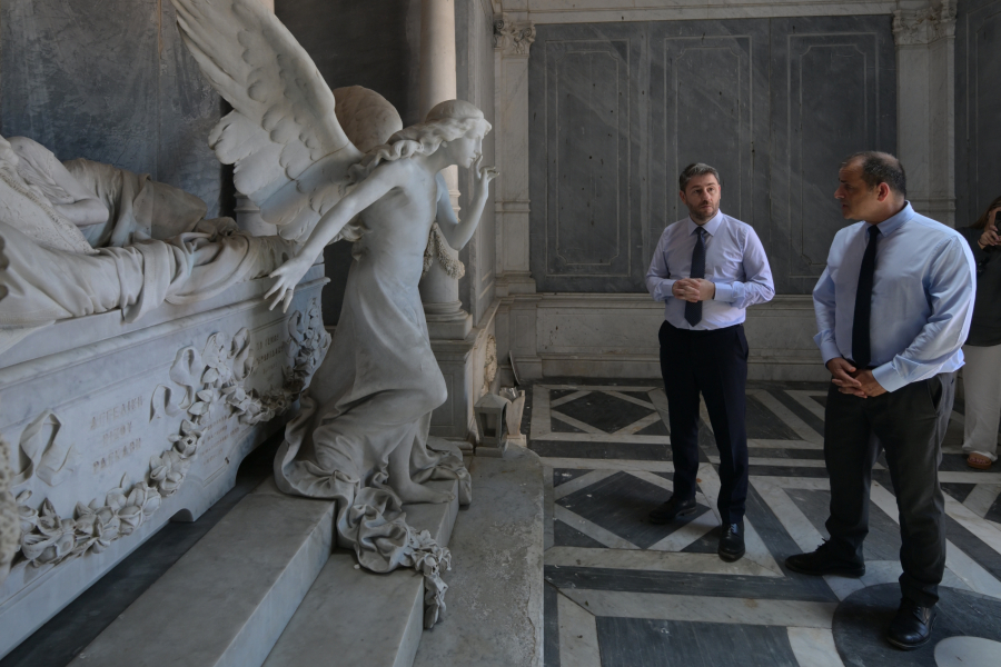 Ανδρουλάκης από Αίγυπτο: Να ρυθμιστεί άμεσα το ζήτημα με τη Μονή της Αγίας Αικατερίνης του Σινά