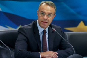 Πόθεν Έσχες: Εκατομμυριούχος λόγω... υποδιαστολής ο Σταϊκούρας