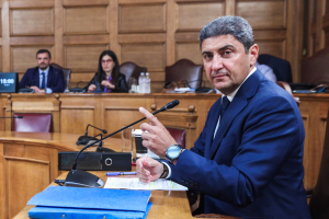 Νέα Αριστερά: Με μηδενική αυτοκριτική στην Εξεταστική ο «Ρομπέν των αγροτών» Λευτέρης Αυγενάκης