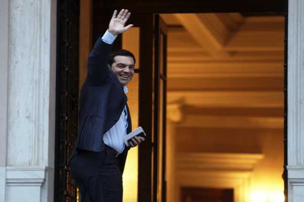 Δημοσκόπηση: Αναγκαία η συμφωνία λέει το 72% - Τσίπρα Πρωθυπουργό θέλει το 68,1%