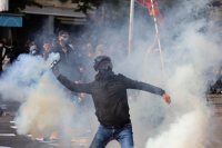 «Η χώρα μας είναι ο λαός της» - Συνεχίζονται οι διαδηλώσεις στην Αλβανία για πέμπτη ημέρα (Βίντεο)