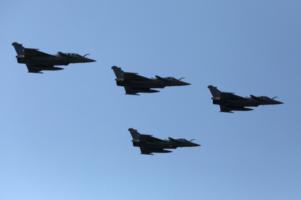 Το ΝΑΤΟ απαντά στην εισβολή των ρωσικά drones με «ανατολική φρουρά»