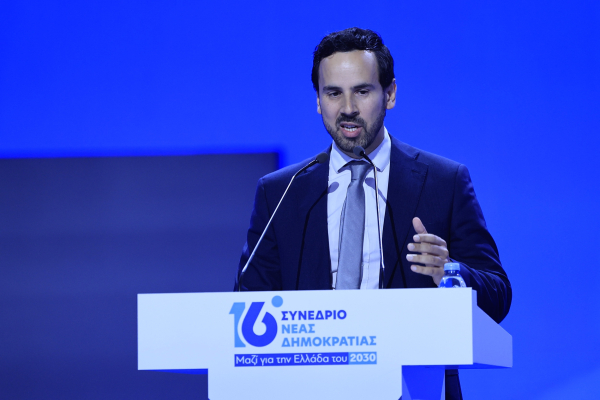 Δηλώσεις από τις παραλίες
