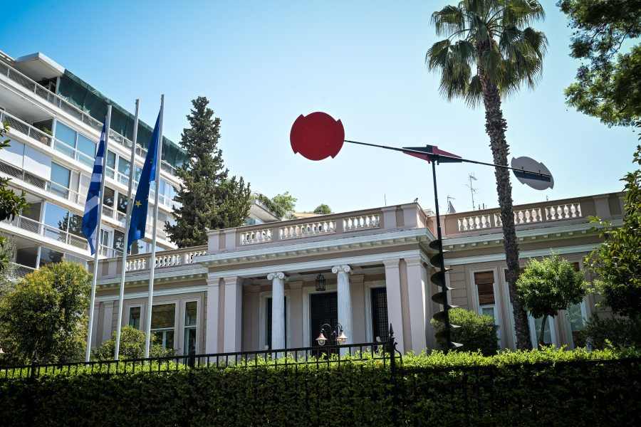 Μαξίμου: Υποβαθμίστε τη συνέντευξη Σαμαρά!