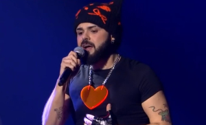 Eurovision: Τελείωσε το promo tour ο Akylas – Η πρώτη πρόβα επί σκηνής και τα προγνωστικά