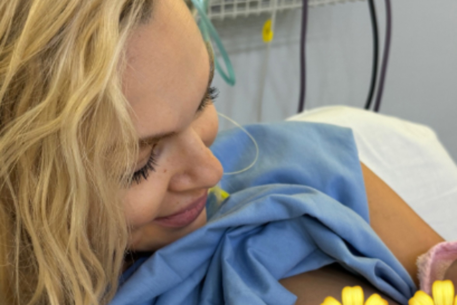 Βίκυ Κάβουρα: Η τρυφερή ανάρτηση για τα πρώτα γενέθλια της κόρης της (Εικόνες)