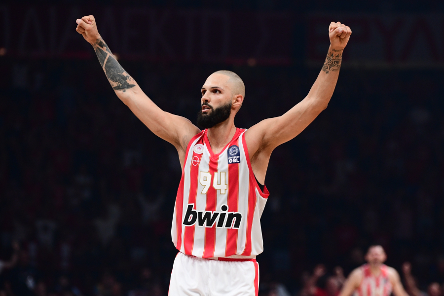 Ο Φουρνιέ παραμένει στον Ολυμπιακό μέχρι το 2028