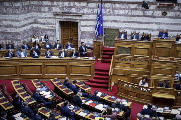Ανέβηκαν οι τόνοι στη συζήτηση για το πρωτόκολλο ένταξης της ΠΓΔΜ στο ΝΑΤΟ - ΝΔ και ΔΗΣΥ θα καταψηφίσουν