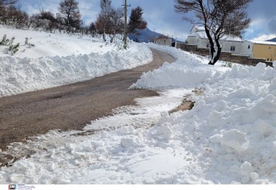Κακοκαιρία Μπάρμπαρα: «Χιονοκύματα» και αύριο σε Αττικοβοιωτία, Εύβοια και Μαγνησία, εφιστά «προσοχή» ο Μαρουσάκης