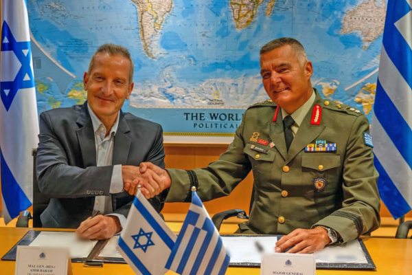 «Ασπίδα του Αχιλλέα»: Έπεσαν οι υπογραφές για τον ελληνικό Θόλο των 3 δισ. ευρώ