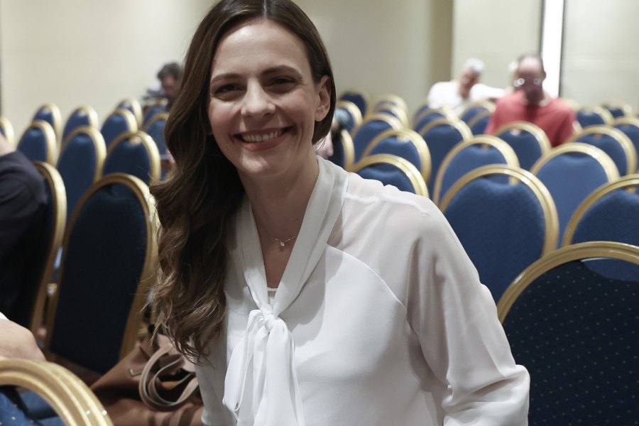 Αχτσιόγλου: Η αλήθεια για τη μείωση φόρων της κυβέρνησης Μητσοτάκη