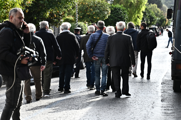 Εργαζόμενοι συνταξιούχοι: Μόνιμη αύξηση στη σύνταξη έως και 120 ευρώ μετά τη διακοπή της εργασίας
