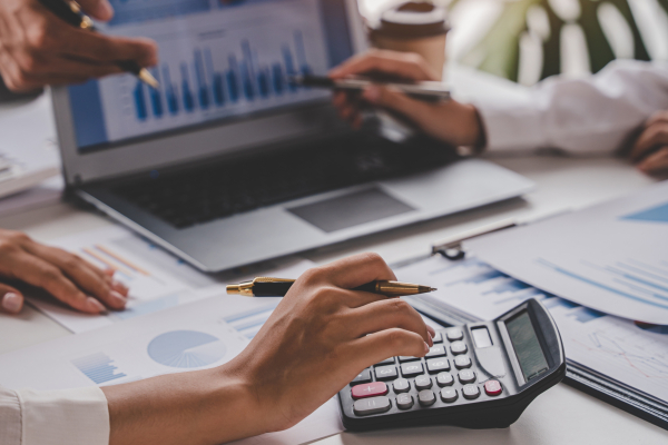 Greece Ranks 23rd in Global Tax Competitiveness as High VAT and Property Taxes Weigh on Economy